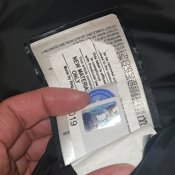 Canada Goose Finnegan Parka - Picture 5 of 16